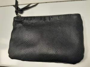 CS104/2025 CLUTCH BAG 